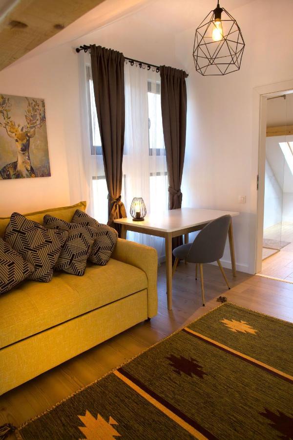 Bed and Breakfast Mira By Atra Teşila Exterior foto